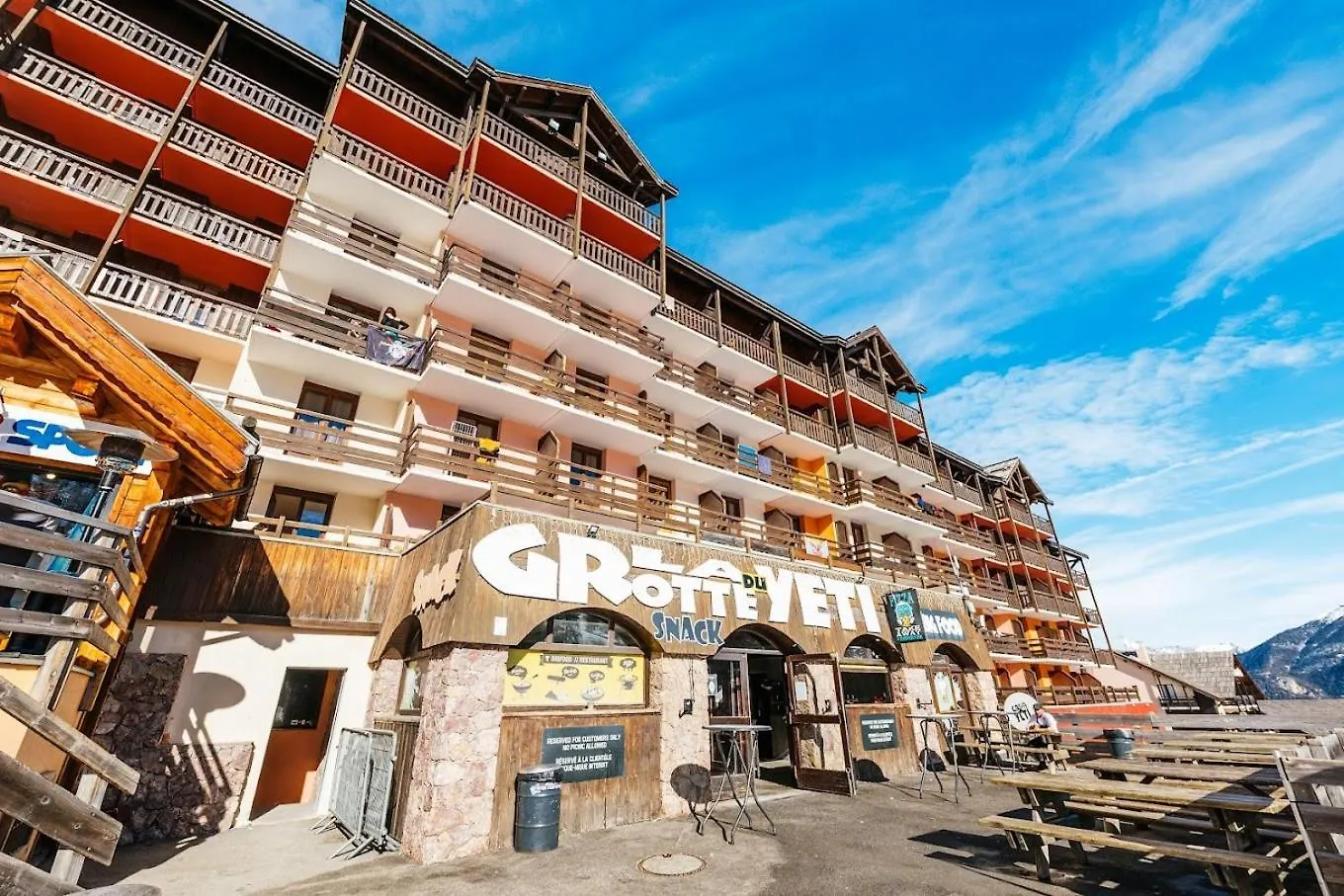 Le Front De Neige 1900 (Adults Only) Apartment Risoul